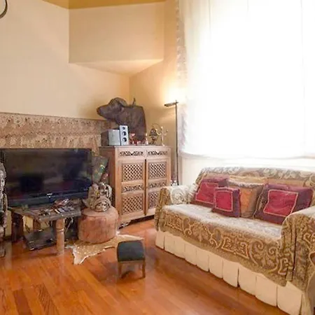 Apartment Bijou House