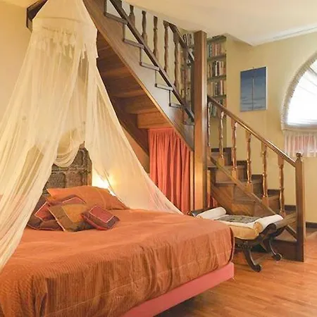 Bijou House